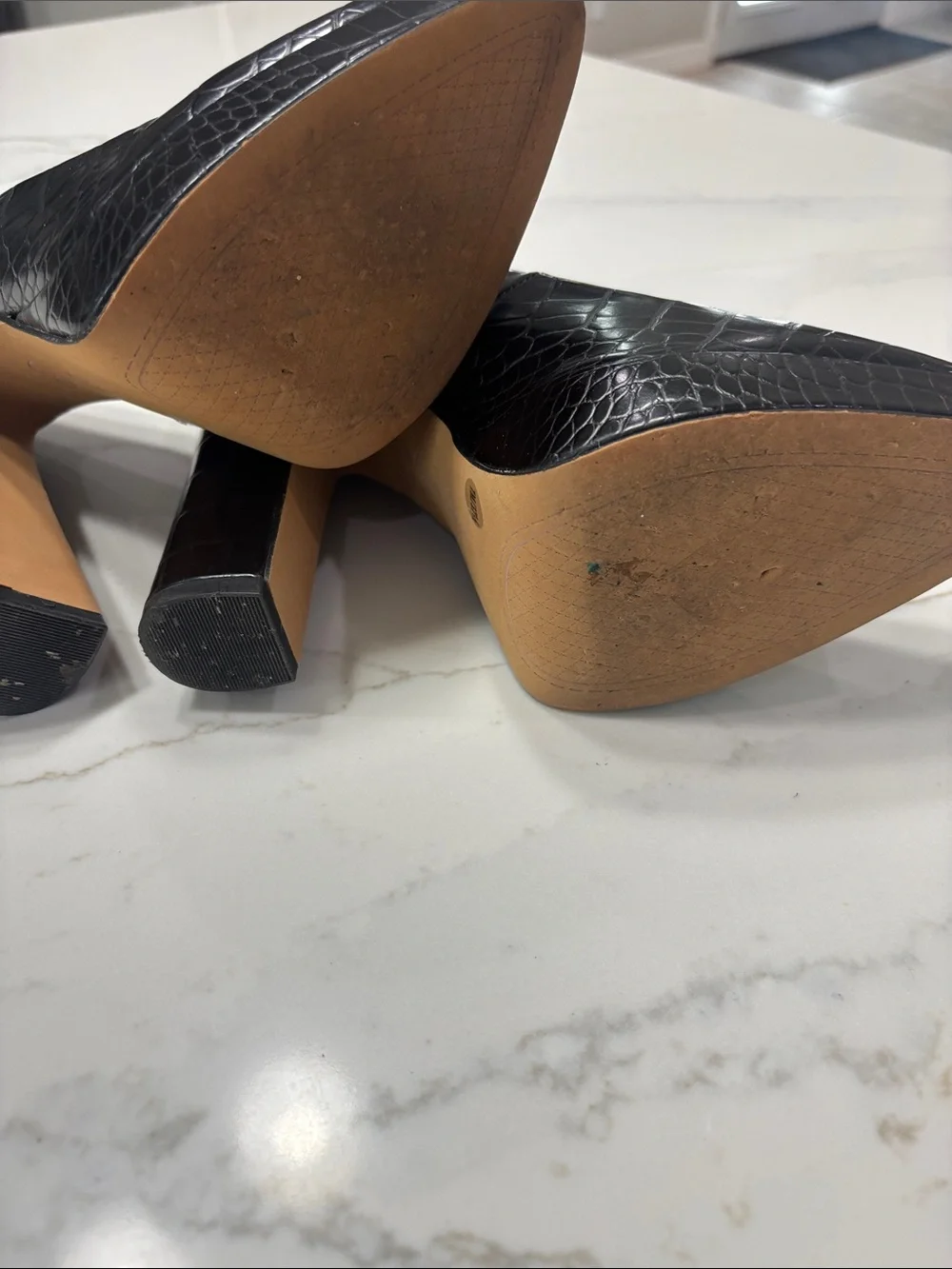 Jessica Simpson Black Croc-Embossed Platform Heel